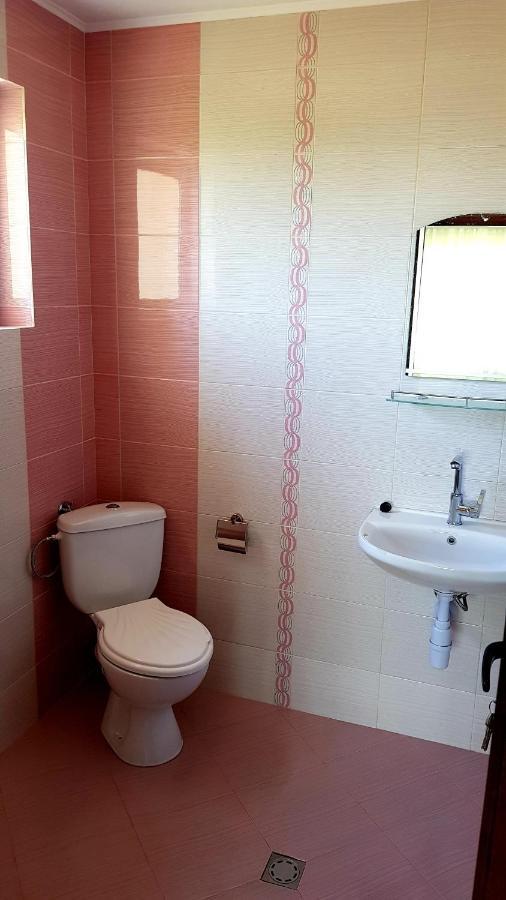 Hotel Амида à Varvara  Extérieur photo