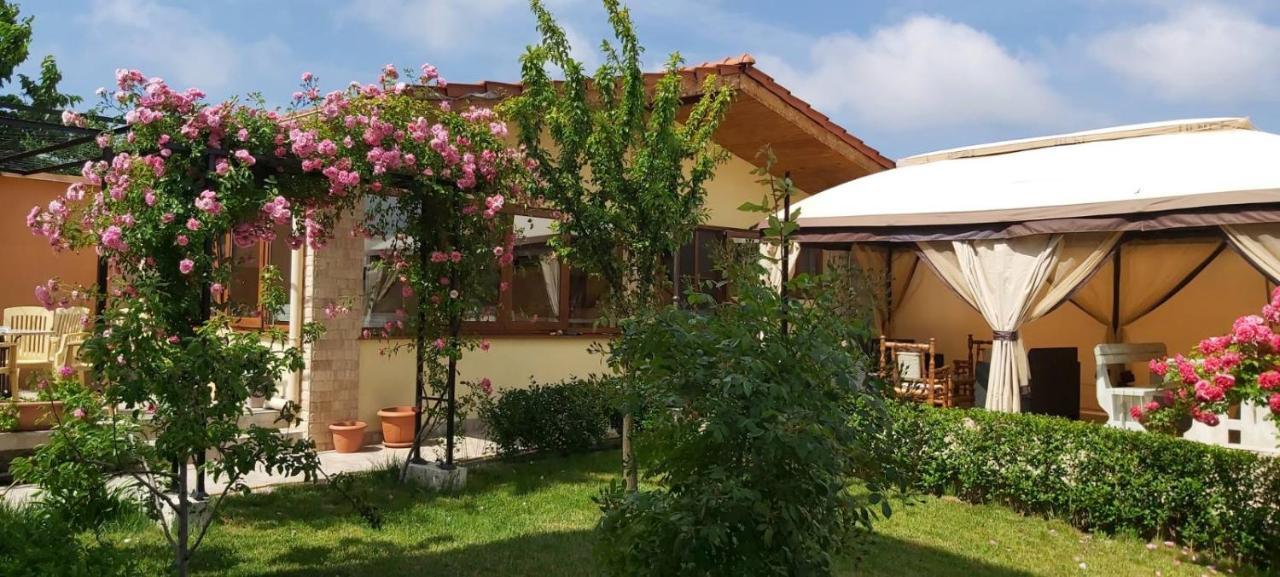Hotel Амида à Varvara  Extérieur photo